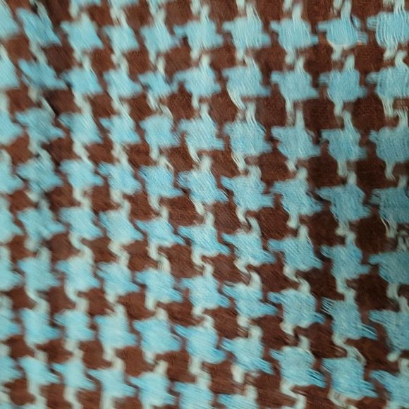 Scarf - Picture 2 of 3